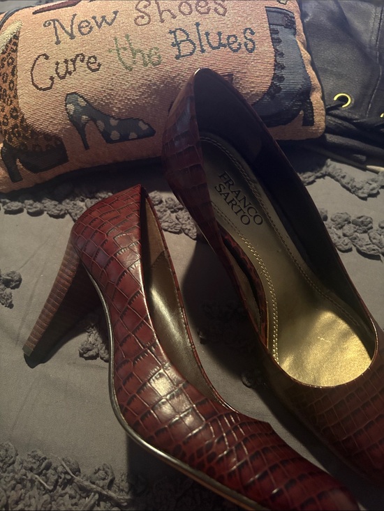 Franco Sarto Shoes - Franco Sarto Croc-Embossed  choc Pumps